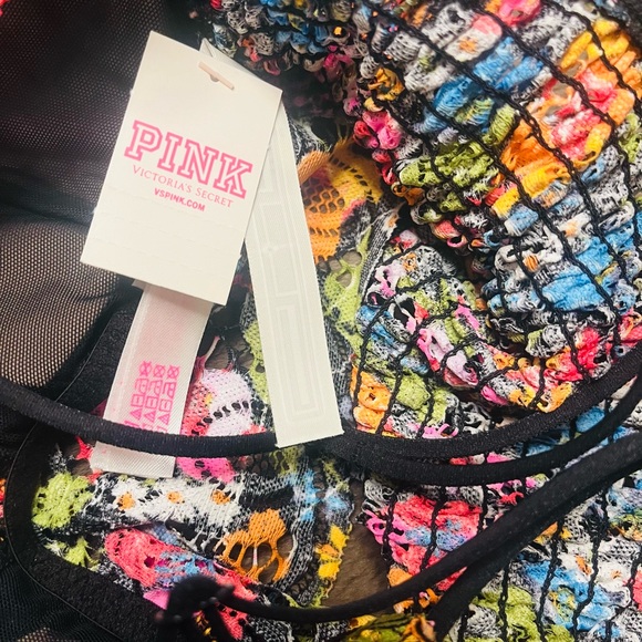 Pink Victoria secret bra! - Picture 5 of 5
